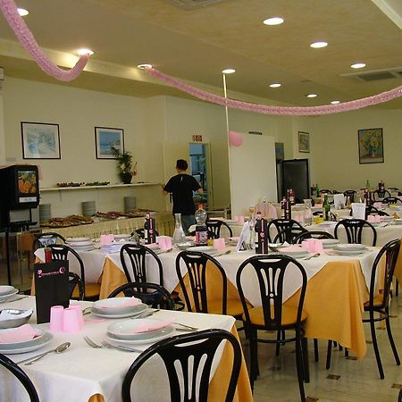 Hotel Madrid ريميني المظهر الخارجي الصورة