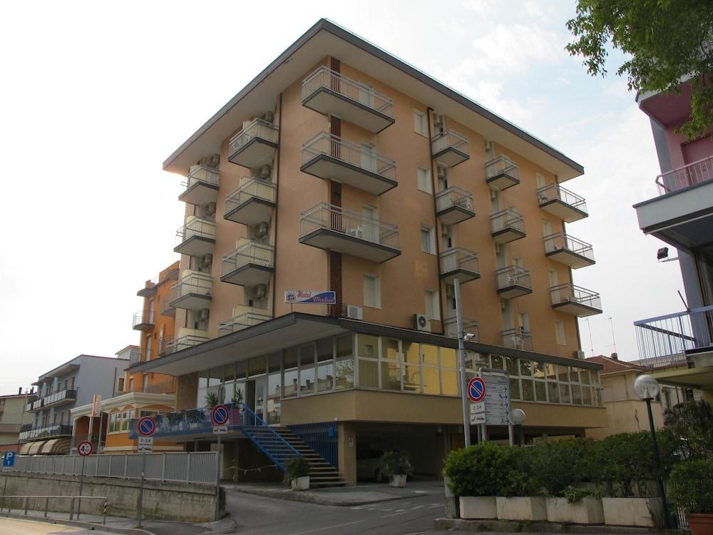 Hotel Madrid ريميني المظهر الخارجي الصورة