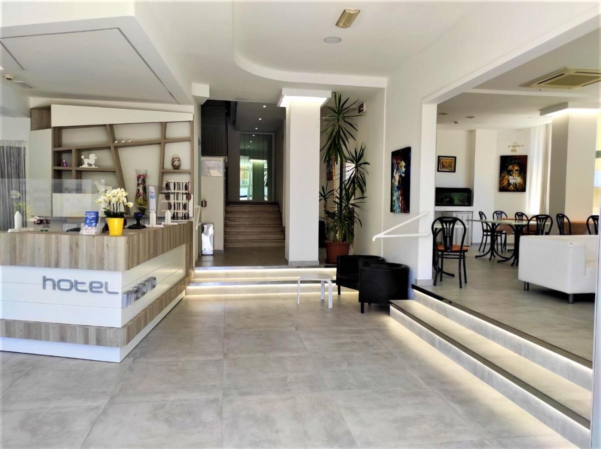 Hotel Madrid ريميني المظهر الخارجي الصورة