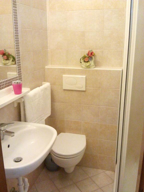 Hotel Madrid ريميني المظهر الخارجي الصورة